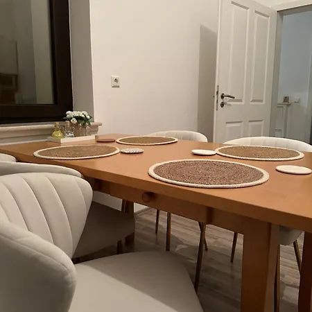 Charming Old Building Apartment Daire Lüdenscheid