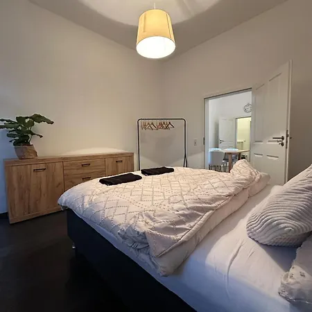 Charming Old Building Apartment Daire *